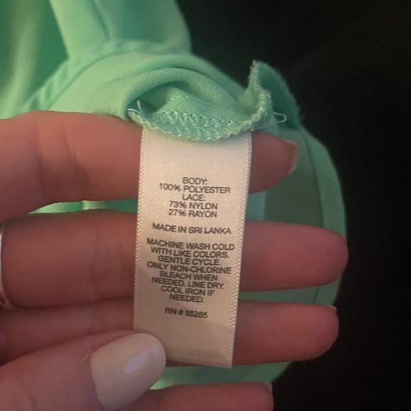 Mint green Express blouse tank. Lace. Button up. - Picture 5 of 5